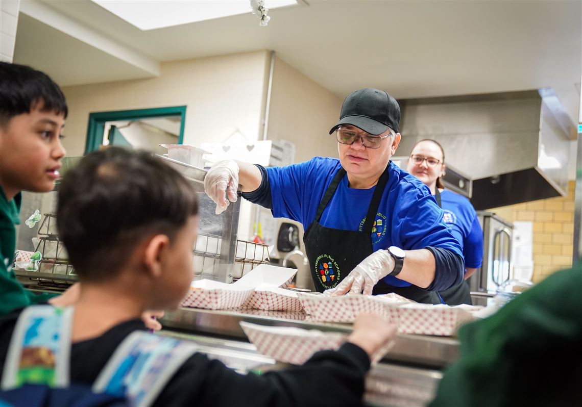 Pittsburgh schools celebrate National School Breakfast Week with hot meals and healthy choices