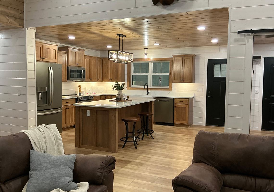 Take a tour of a luxury log home that will be sold in Butler County after the Home & Garden Show