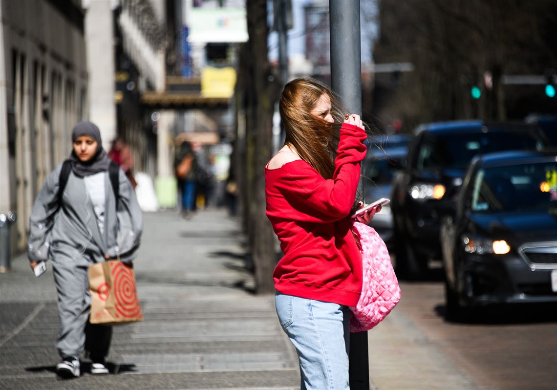 Pittsburgh weather: High wind warning in effect as more than 100K lose power