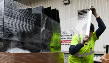 Pittsburgh residents turn out for drive-thru e-waste and hazardous waste collection