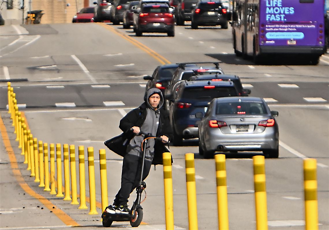After Penn State’s crackdown on e-scooters, Pitt students want similar regulations