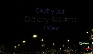 Samsung Galaxy Dazzles Fans With a March Madness® Light Show