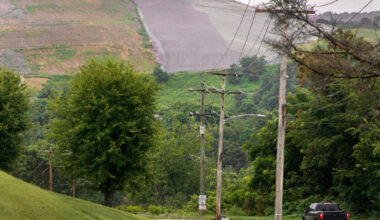 The Westmoreland Sanitary Landfill dominates the horizon in Belle Vernon, Pa. Credit: Scott Goldsmith/Inside Climate News