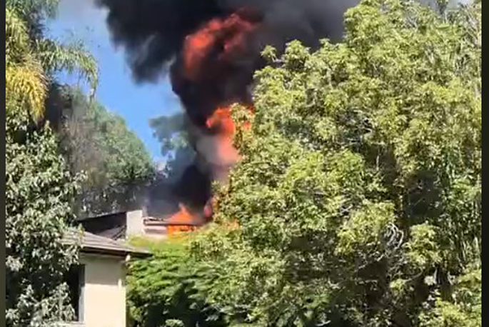 SunLive - Thick smoke over Bethlehem after house fire