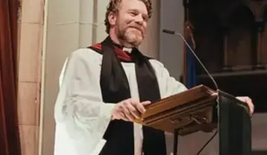 Head priest of Trinity Episcopal Church in Pittsburgh charged with unusual theft