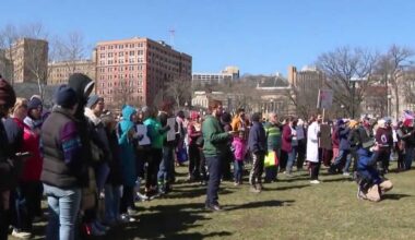 Pittsburgh rally aims to stand up for science at Allegheny Landing Park