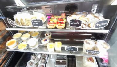 Fabulous Cake Factory opens its doors in Reading | Berks Regional News