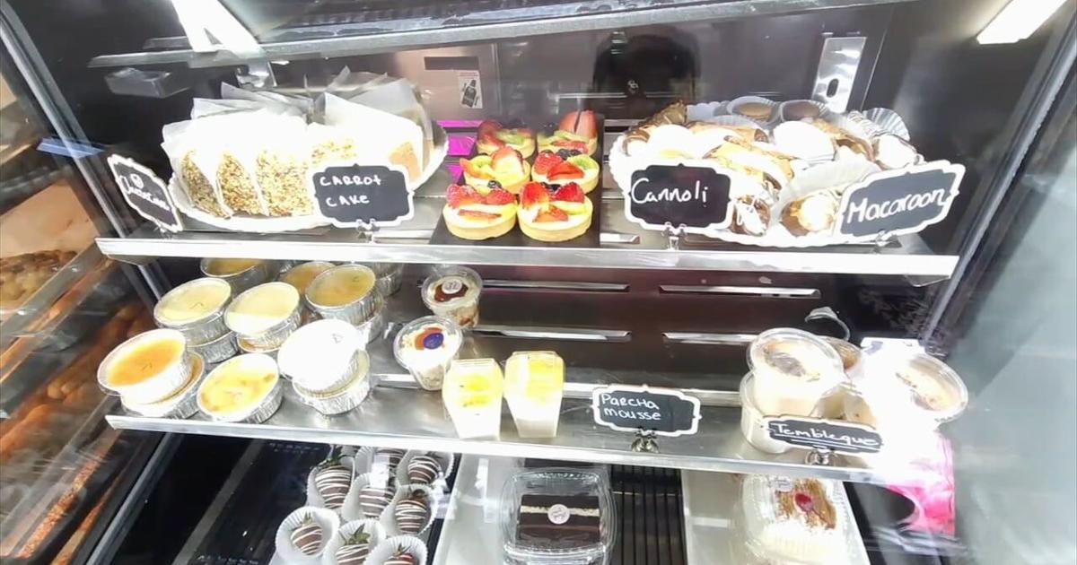 Fabulous Cake Factory opens its doors in Reading | Berks Regional News