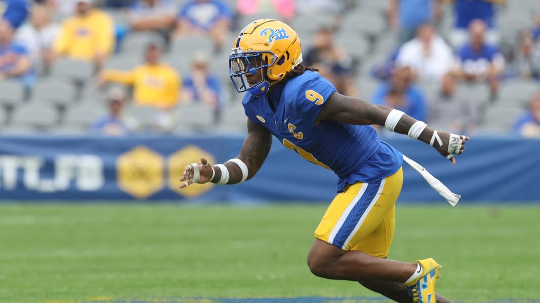 Steelers bring in Pittsburgh linebacker for pre-draft visit | See link below ⬇️ 📸 Charles LeClaire, Charles LeClaire-Imagn Images - facebook.com