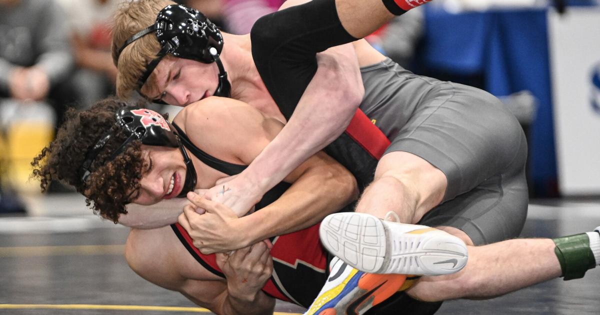 Chestnut Ridge's Dominic Deputy falls to Louisiana standout in Pittsburgh Wrestling Classic bout | Local Sports