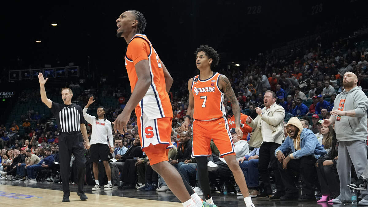 Syracuse Orange Host Pittsburgh in Regular Season Finale