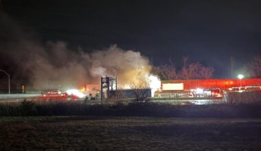 Tractor trailer fire shuts down lane on I-78 in Upper Saucon Township | Allentown Area