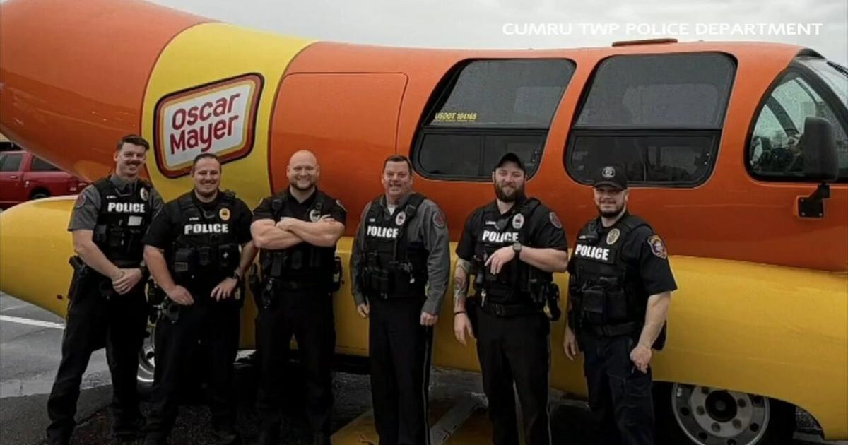 Legendary Oscar Meyer Wienermobile briefly detained in Cumru Twp. | Southern Berks County