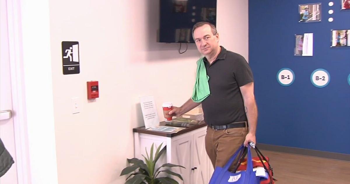 Local leaders volunteer for "Meals on Wheels" campaign to support seniors in community | Lehigh County