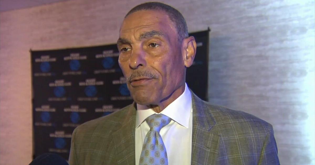 Former Eagles player delivers keynote speech at Olivet 'Leaders and Legends' dinner | Reading Area