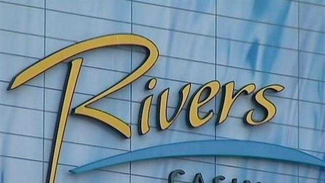 2 people hurt in crash at Rivers Casino parking garage