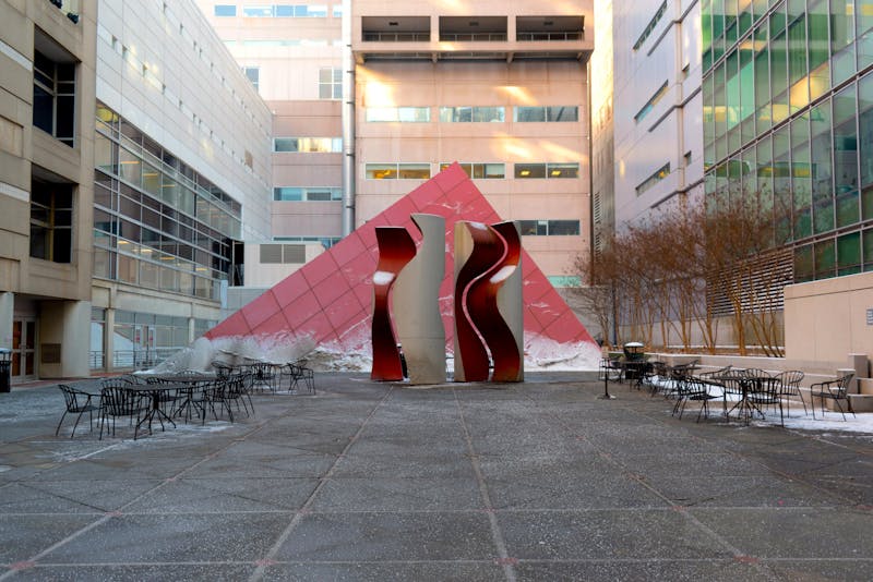 ‘Holes’ in federal AI healthcare regulation should be patched, Penn Med faculty say