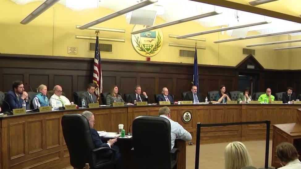 Allegheny County passes ordinance limiting cooperation with ICE