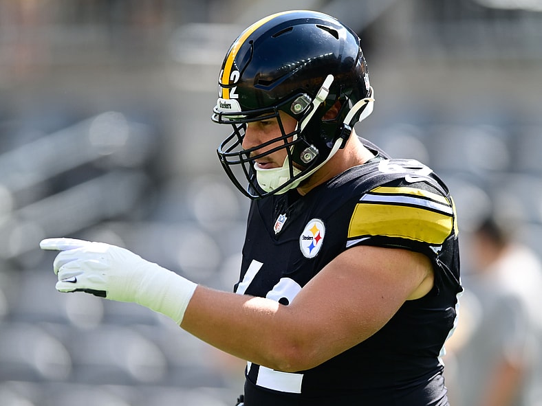 Pittsburgh Steelers C Ryan McCollum