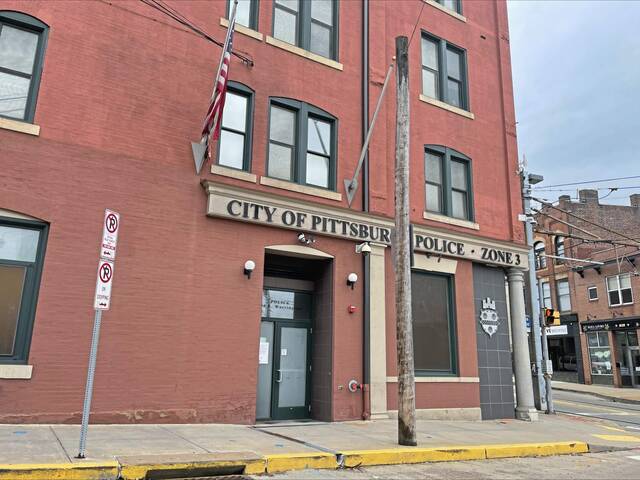 Liberty Bridge reopens following 3-vehicle crash that kills 1