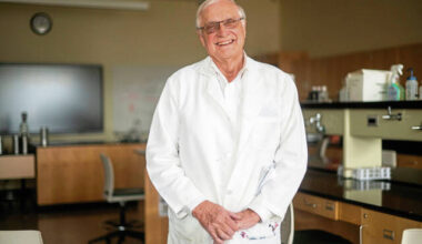 Professor who has taught at CCAC since it opened reflects on 60-year tenure