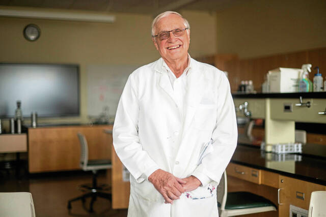 Professor who has taught at CCAC since it opened reflects on 60-year tenure