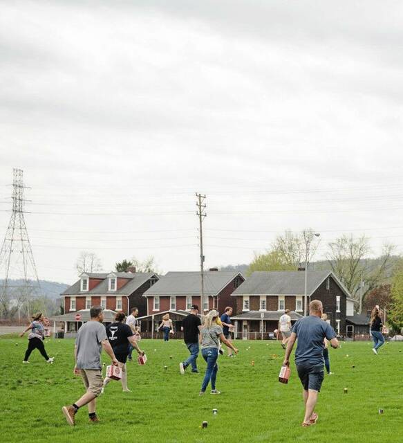 Former congressman Jason Altmire among those trying to leave Dubai