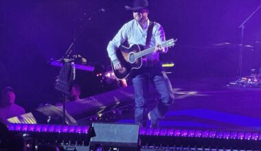 Cody Johnson brings a big helpin’ of Texas country to sold-out Pittsburgh show