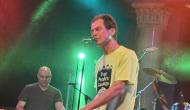 Review: Actor Michael Shannon and friends pay loving tribute to R.E.M. at Mr. Smalls