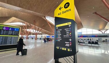 Driverless shuttle proposed to replace parking lot buses at Pittsburgh International Airport