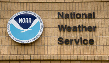 High winds knock out power for more than 260,000 in Pittsburgh region