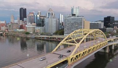 1 hurt in shooting on PRT bus near Homewood Station