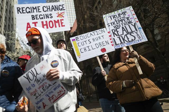 Thousands march in Pittsburgh to protest Trump administation policies