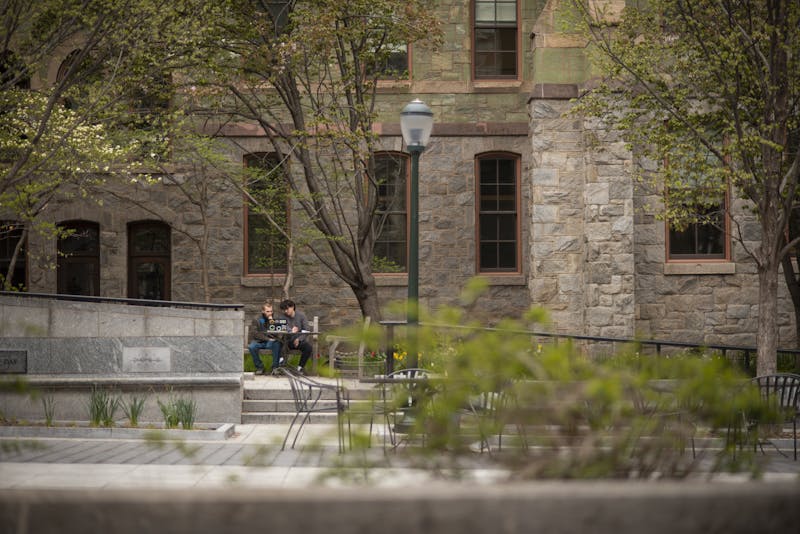 SNF Paideia co-hosts Penn professor for discussion on racial identity in the U.S.