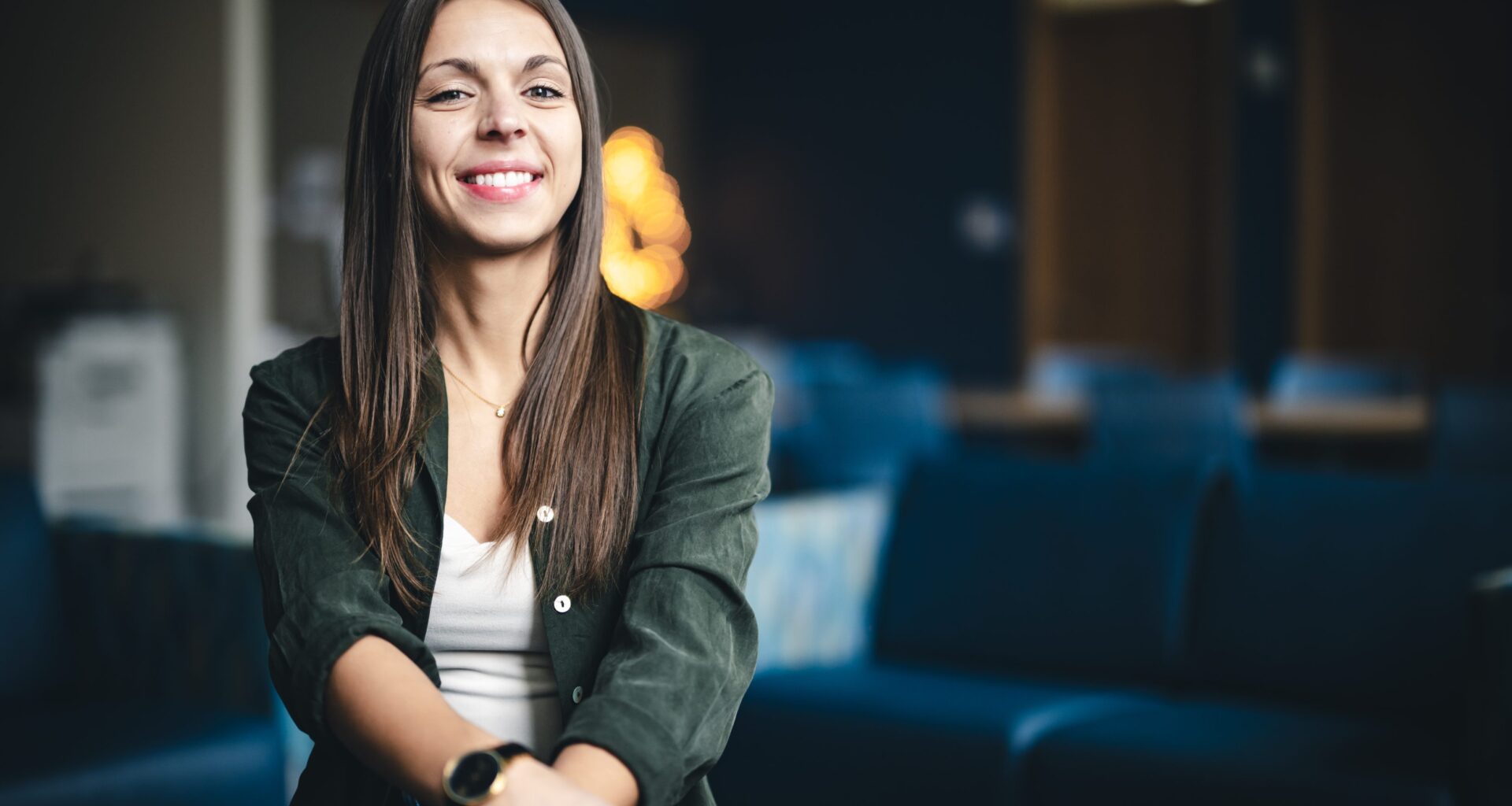 Haley Bennett researches distractions in visual learning