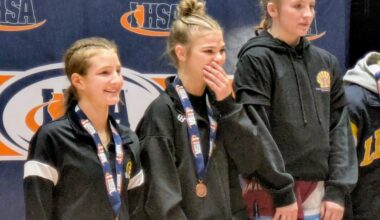 Newman’s Blair Grenann 3rd, Erie’s Michelle Naftzger 4th after long runs through consolation bracket – Shaw Local