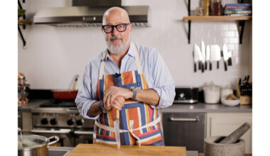 FOOD, FOOTBALL, PHILANTHROPY UNITE IN PITTSBURGH TO HELP GENYOUTH TACKLE STUDENT HUNGER