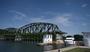 Man Dies After Jumping Into New York Canal to Allegedly Evade Police