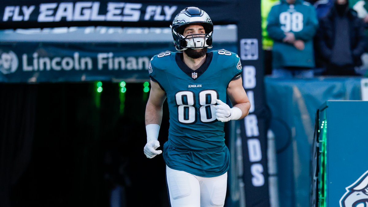 Eagles re-sign TE Dallas Goedert on one-year deal – NBC10 Philadelphia