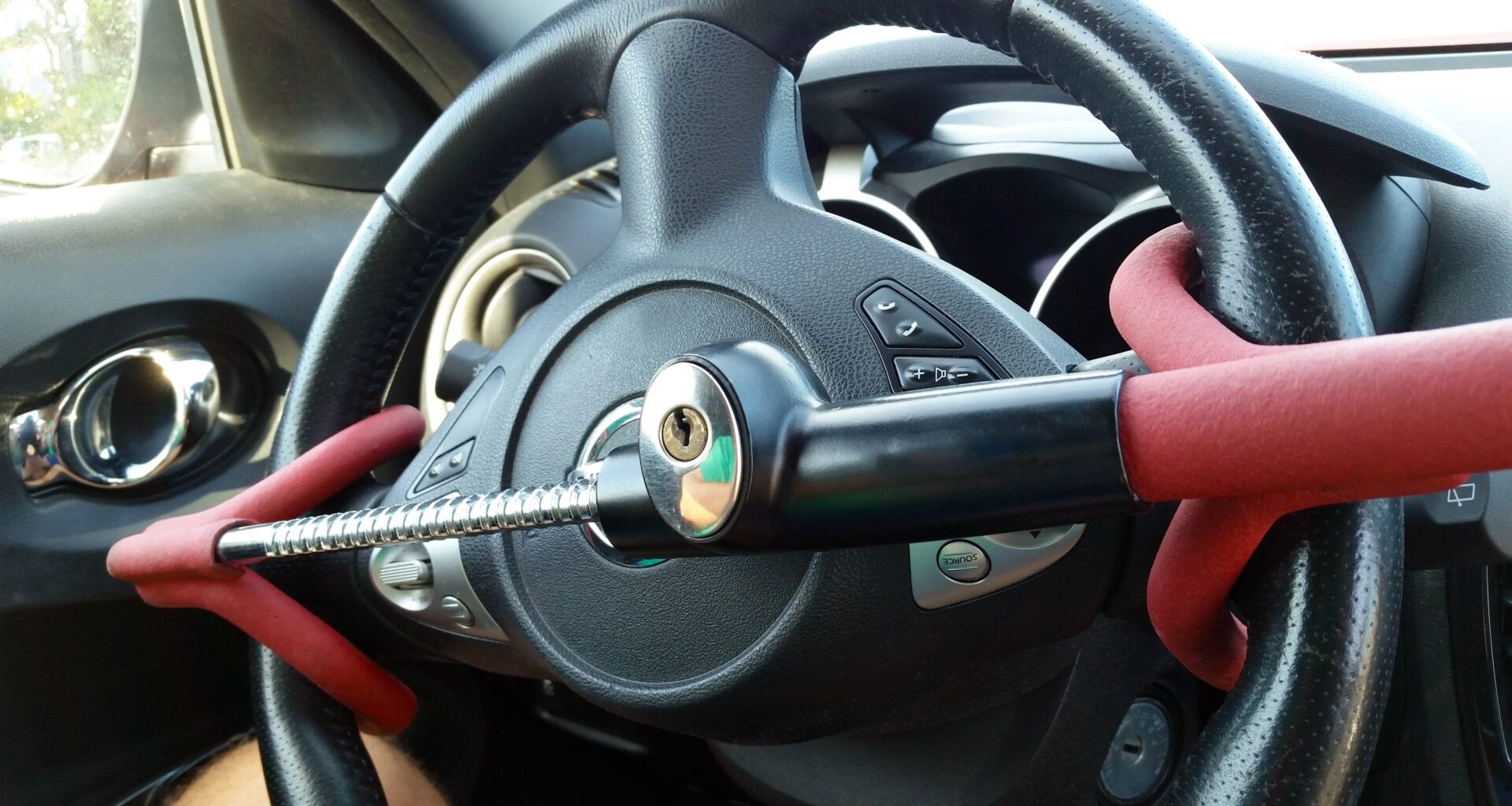 Car steering wheel lock