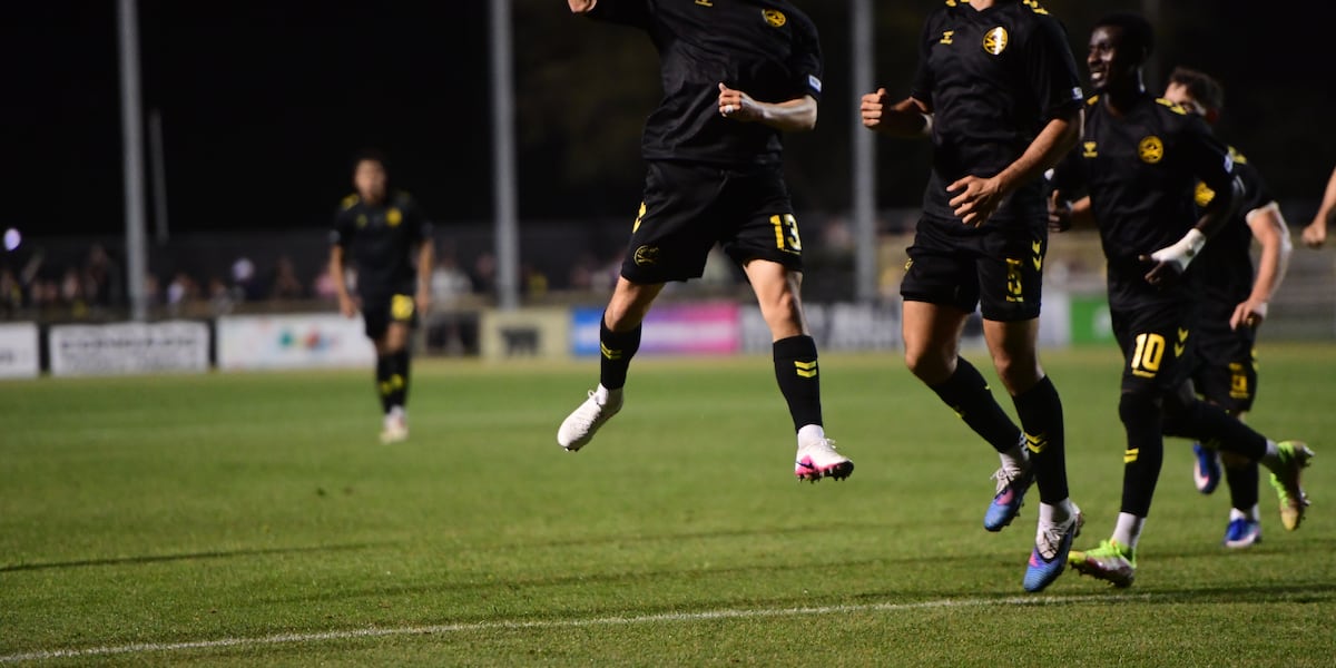 Suber, Cabrera goals power Charleston past champs Pittsburgh in season opener