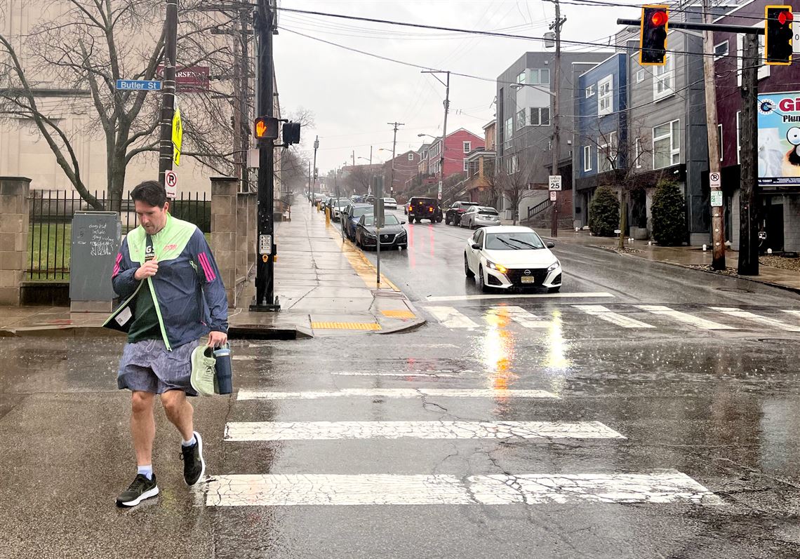 How the rapid barometric pressure changes during Pittsburgh's erratic weather can wreak havoc on our health