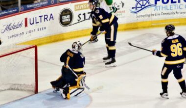 London Knights close gap to one point behind Soo Greyhounds with win in Erie - London