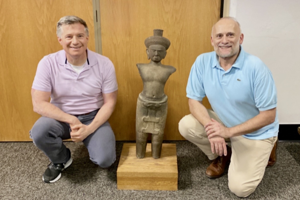 Foundation for the Reading Public Museum voluntarily returns ancient Khmer sculpture to the Kingdom of Cambodia