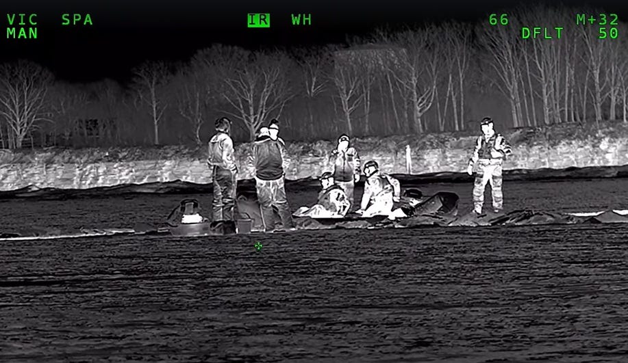 Stranded ice fishermen rescued from Lake Erie