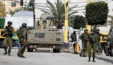 Four Palestinians injured in settler attack east of Bethlehem