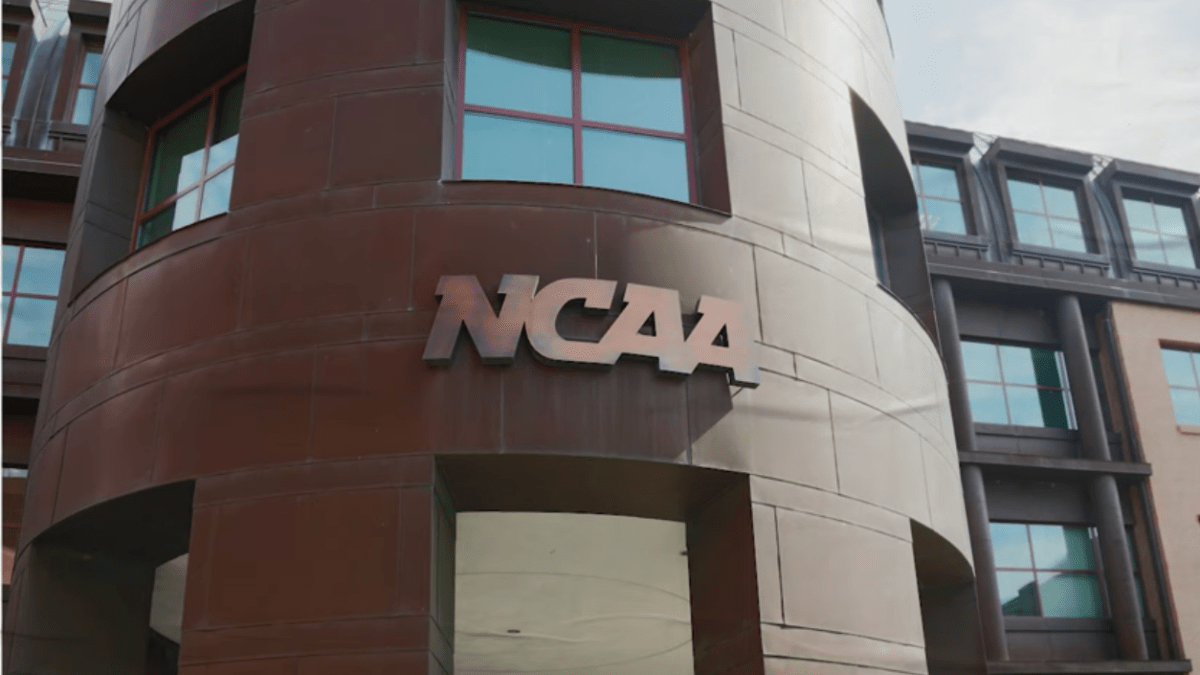 Man pleads guilty in NCAA basketball point-shaving scheme – NBC10 Philadelphia