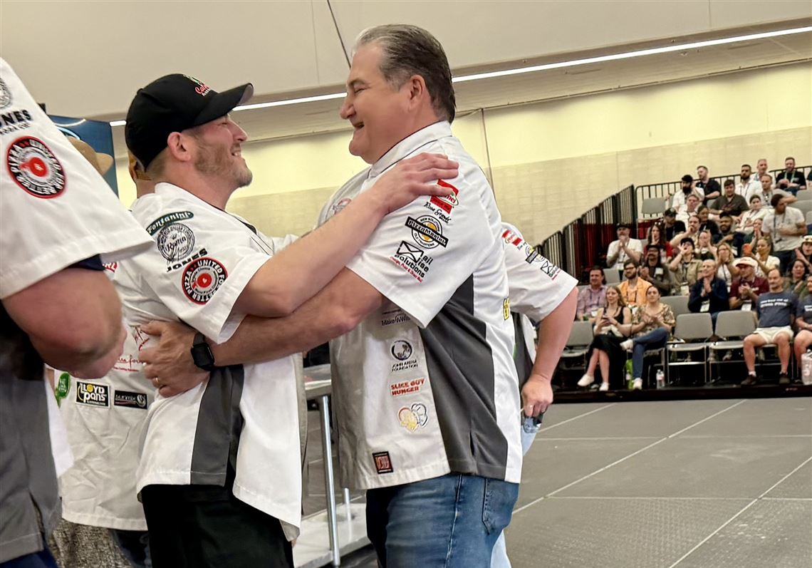 Pittsburgh pizza makers take on International Pizza Expo in Las Vegas