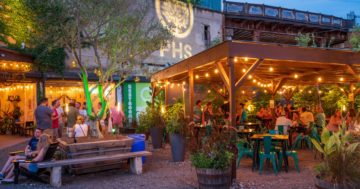 PHS Pop Up Gardens reopen in Philly for spring