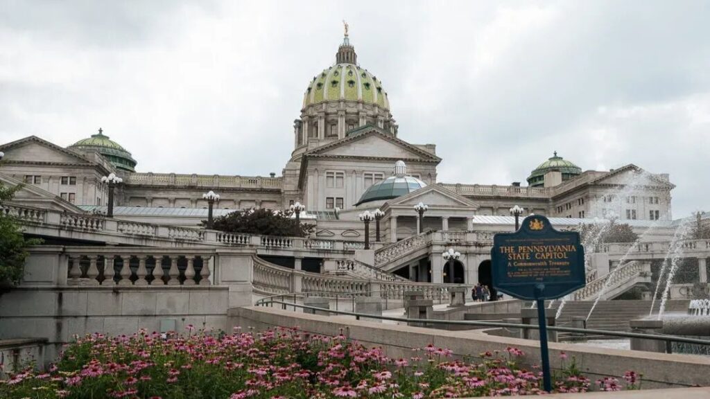Partisan sniping underway as Pennsylvania confronts $5B deficit